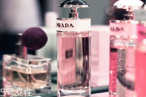 普拉達(dá)香水適合什么年齡？輕熟女人香