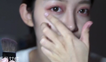 微醺桃花妝怎么化妝？簡(jiǎn)單步驟滿足爆棚少女心