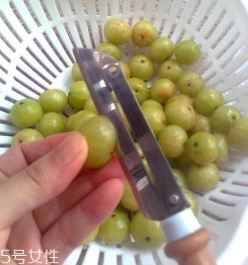余甘子怎么吃？腌制風味最佳