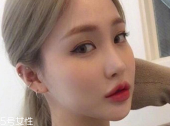 染發(fā)選什么顏色？黃皮適合亞麻和深棕