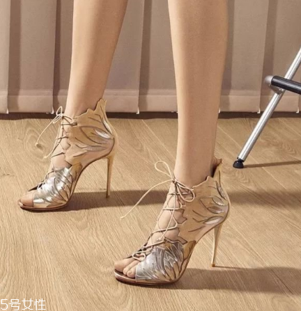 casadei是什么牌子？意大利美腿神器