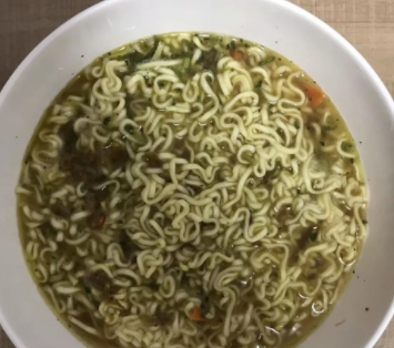 藤嬌牛肉面和藤椒牛肉面哪個好吃？統(tǒng)一和康師傅的對決