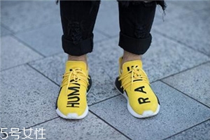 運(yùn)動(dòng)鞋鞋底變硬怎么辦？放太久或者已老化