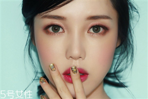 pony新年妝怎么畫？清新自然的新年妝