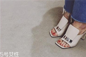 sergio rossi鞋子偏碼嗎？游走時(shí)尚尖端