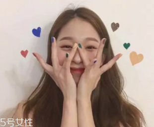 什么女孩適合不留劉海？圓臉妹子掀起劉海更適合你