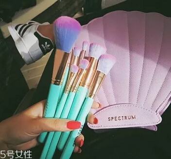 怎么選購韓國化妝品？女生化妝品必備清單