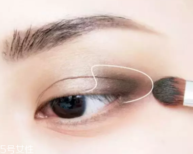 過(guò)年涂什么口紅？這些唇色讓親屬夸你好看