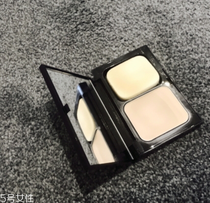 雅詩(shī)蘭黛粉餅?zāi)目詈?？補(bǔ)妝定妝的神器