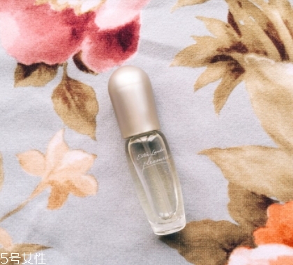 雅詩蘭黛香水怎么樣？提升生活逼格的香水