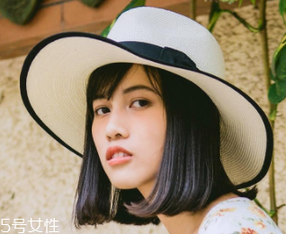戴什么帽子顯臉??？寬檐帽讓臉看起來小