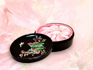 國產(chǎn)化妝品哪個牌子好？性價比和口碑都很好的化妝品
