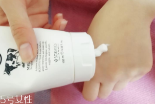 泰國BB洗面奶好用嗎？泰國Beauty Buffet洗面奶清潔度測評