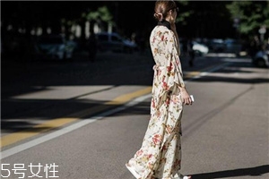 春天穿什么裙子好看？爭奇斗艷全靠它