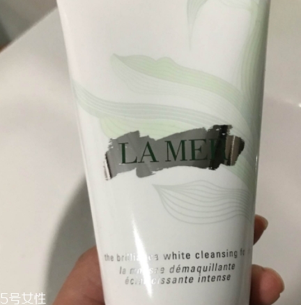 lamer海藍之謎和阿瑪尼哪個好？