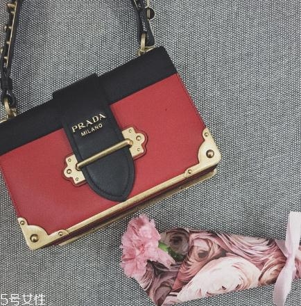 prada是一線品牌嗎？意大利百年奢侈品牌