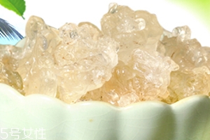 雪燕可以生吃嗎？雪燕沒煮熟可以吃嗎？