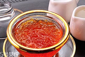 血燕窩和白燕窩區(qū)別 是高價值還是商家噱頭？