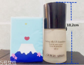 阿瑪尼粉底液脫妝嗎？4小時(shí)后要補(bǔ)妝