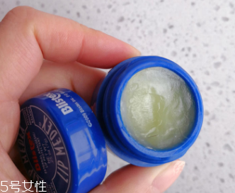 碧唇小藍(lán)罐怎么樣？滋潤(rùn)效果超好