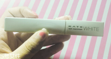 KATE睫毛打底膏怎么卸？化妝水濕敷2分鐘