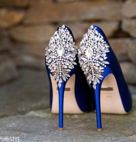badgley mischka鞋子怎么樣？結(jié)婚選它就對(duì)了