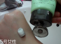 Rosette海泥洗面奶怎么樣？油皮救星