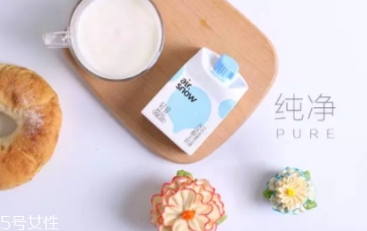 airsnow輕愛酸奶好喝嗎？新希望多種口味任你選擇