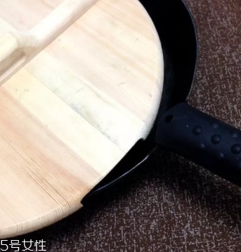 舌尖3章丘鐵鍋怎么樣？臻三環(huán)鐵鍋評測