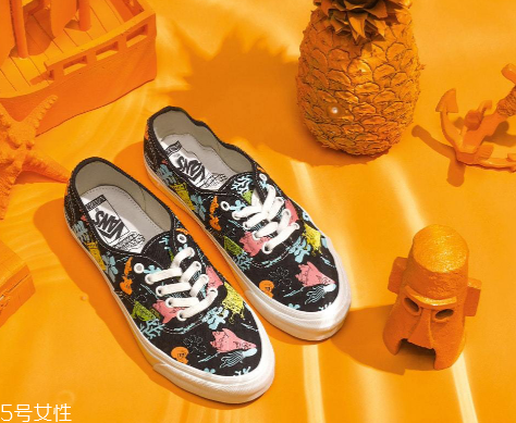 vans與海綿寶寶2018聯(lián)名系列多少錢_在哪買？