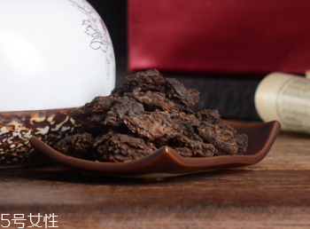 老茶頭減肥嗎？普洱茶能刮油