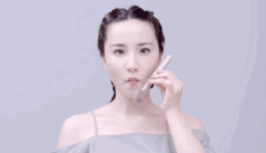 黃皮用什么顏色的腮紅？選擇與黃色互補(bǔ)的紫色