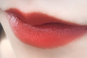 迪奧口紅740是什么顏色？超美深橘南瓜色