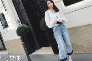 牛仔褲能用84洗嗎？會導(dǎo)致牛仔褲褪色