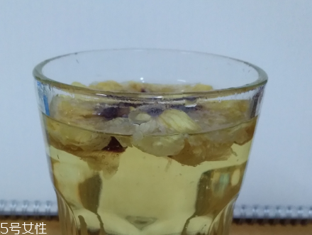 秋葵花怎樣曬干？自然風(fēng)干最佳