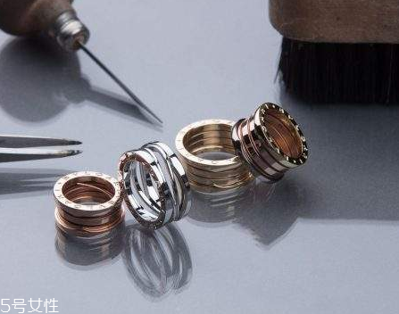 寶格麗戒指是什么材質？愛的專屬定制