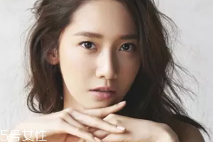 霧面妝和水光妝哪個(gè)好？水光妝更顯年輕