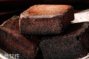 阿膠黑糖經(jīng)期可以喝嗎？最好少喝