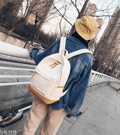 帆布包什么款式好看？這個春天一起文藝起來