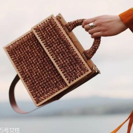 0711是什么牌子？純手工編織包包的經(jīng)典