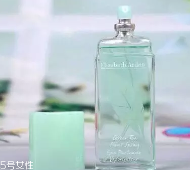濃香水和淡香水哪個(gè)好？淡香水男女都能用