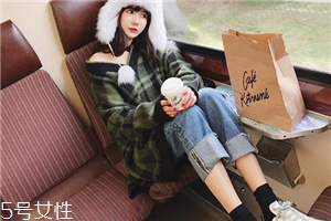 牛仔褲腰低了怎么加高？巧妙低腰變高腰