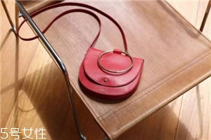 theory包包多少錢？超有質(zhì)感的輕奢品牌