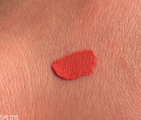 Mac唇釉哪個(gè)顏色最火？Tattoo my heart斬男色