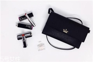 kate spade是幾線品牌？最適合年輕人的輕奢品牌