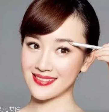 怎么化標準眉？三點法打造親和眉形