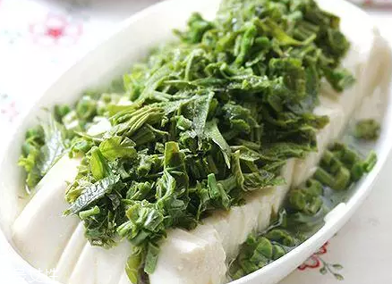 香椿涼拌怎么做好吃？超級簡單的3道開胃菜