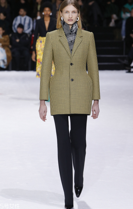 balenciaga巴黎世家2018秋冬系列好看嗎_有哪些款式？