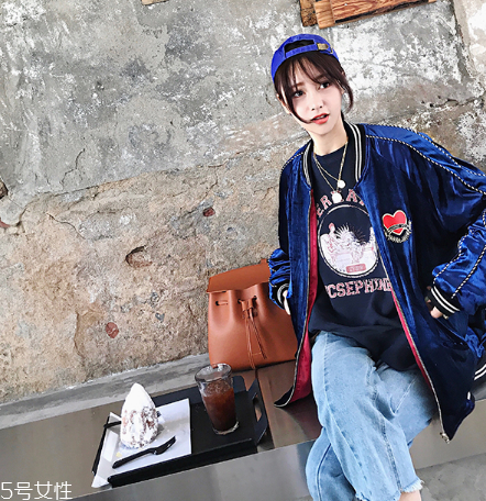 牛仔褲怎么分男女？輕松辨別化解尷尬