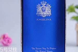 傳明酸和煙酰胺哪個(gè)好？可以一起用嗎